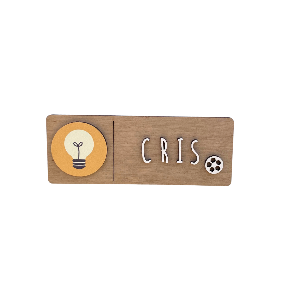 Placa decorativa madera con charms a elegir