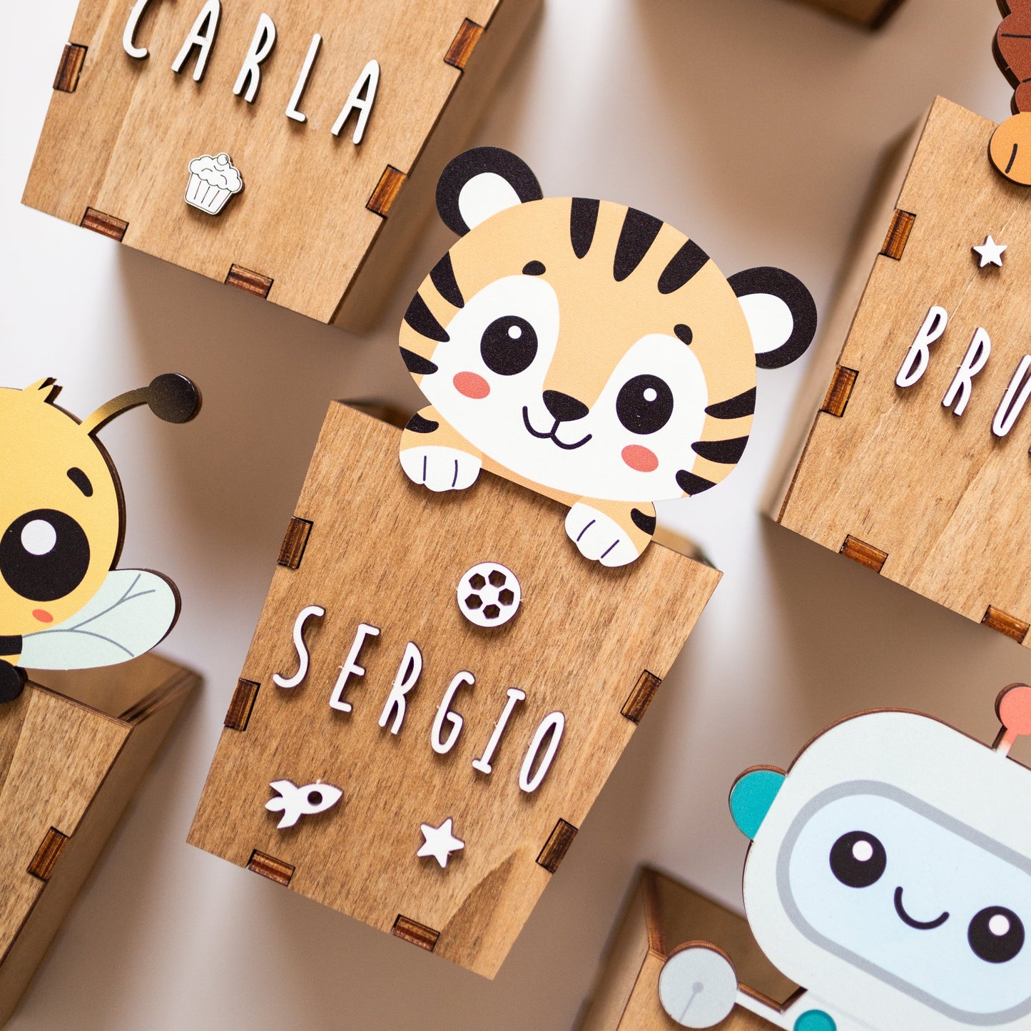 Portalápices Tigre personalizado en madera